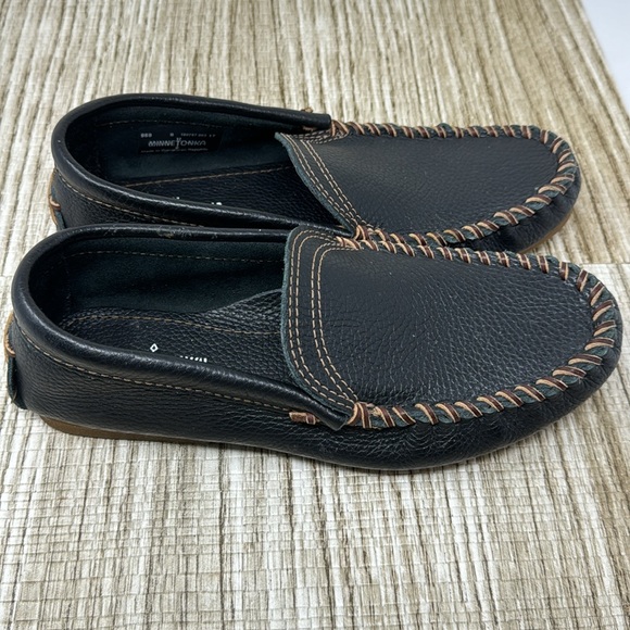Minnetonka Shoes - Picture 6 of 8